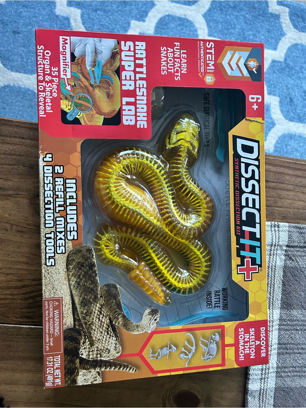 Rattlesnake Super Lab Synthetic Dissection Kit - Yellow - new in box.